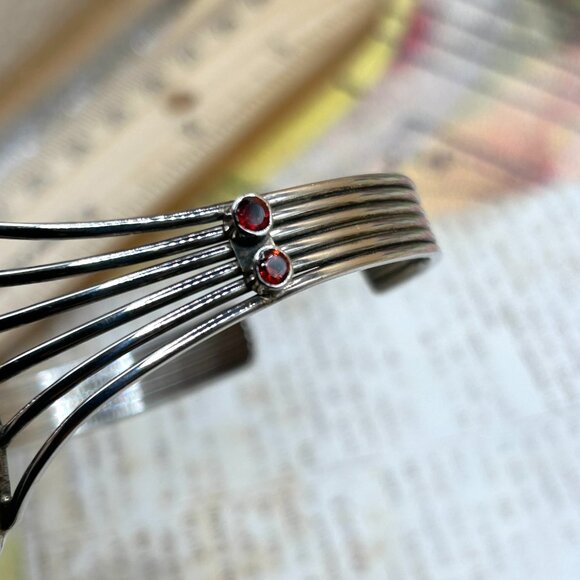 Sterling Silver Wide Bold White Stone Red Garnet Cuff Bracelet Marked 925 - Picture 13 of 14